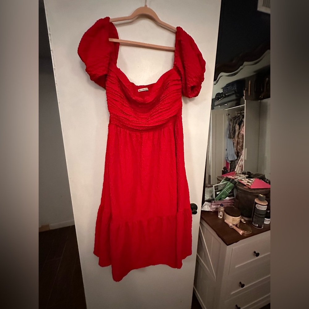 Abercrombie & Fitch Red Emerson Dress